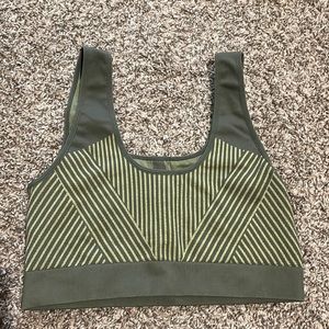 Fabletics green sports bra size XL